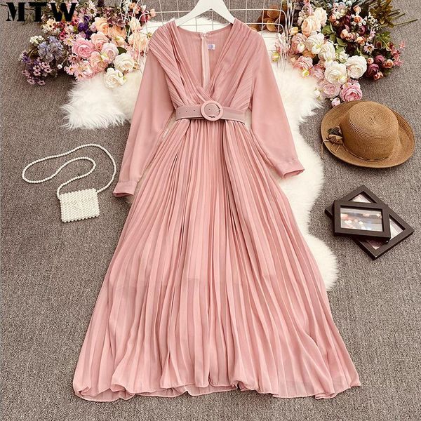 casual dresses 2021 spring autumn women dress ladies vintage long sleeve deep v neck pleated kaftan a line maxi, Black;gray
casual dresses 2021 spring autumn women dress ladies vintage long sleeve deep v neck pleated kaftan a line maxi, Black;gray