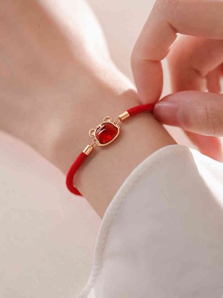 bracelets charm red rope tiger girl xiao benmingnian chinese style temperament versatile fortune year jewelry, Golden;silver
bracelets charm red rope tiger girl xiao benmingnian chinese style temperament versatile fortune year jewelry, Golden;silver