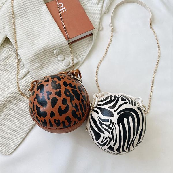 shoulder bags animal pattern printing bag fashion women pu leather spherical shape casual ladies chain mini handbags purse
shoulder bags animal pattern printing bag fashion women pu leather spherical shape casual ladies chain mini handbags purse