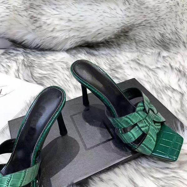 summer beach outdoor sandals leather slippers trigger advanced women's leisure comfortable large soled sl ippers large size 35 ~ 42, Black
summer beach outdoor sandals leather slippers trigger advanced women's leisure comfortable large soled sl ippers large size 35 ~ 42, Black