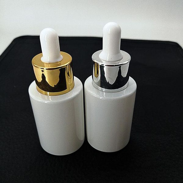 30ml pearlescent white glass flat shoulder dropper bottle empty cosmetics golden silver lid essential oil packaging container storage bottle
30ml pearlescent white glass flat shoulder dropper bottle empty cosmetics golden silver lid essential oil packaging container storage bottle
