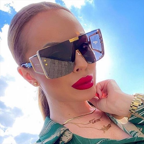 oversized square sunglasses retro gradient big frame sun glasses for women one piece gafas shade mirror clear lens, White;black
oversized square sunglasses retro gradient big frame sun glasses for women one piece gafas shade mirror clear lens, White;black