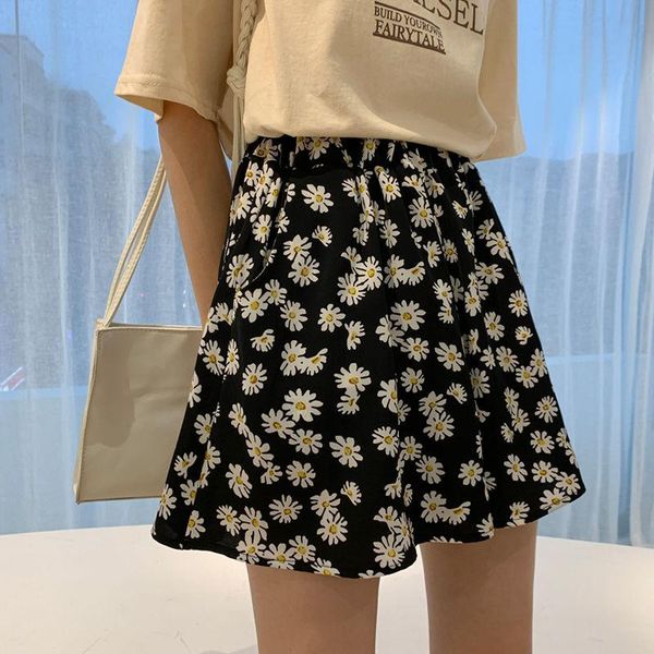 women's shorts women vintage floral print harajuku loose drop kawaii ruffle pleated summer korean streetwear elastic waist, White;black
women's shorts women vintage floral print harajuku loose drop kawaii ruffle pleated summer korean streetwear elastic waist, White;black