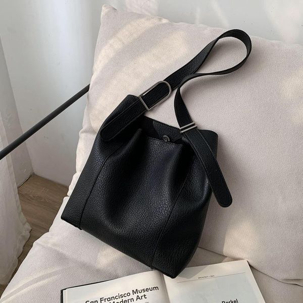 evening bags womens handbags large capacity shoulder women's fashion big versatile tote bag purses
evening bags womens handbags large capacity shoulder women's fashion big versatile tote bag purses