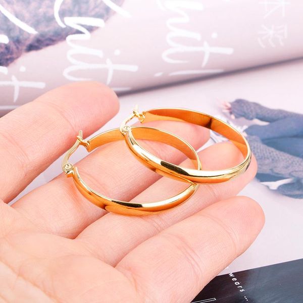 hoop & huggie gold color small earring for women round classic style stainless steel ear accessories party fashion jewelry 2021, Golden;silver
hoop & huggie gold color small earring for women round classic style stainless steel ear accessories party fashion jewelry 2021, Golden;silver