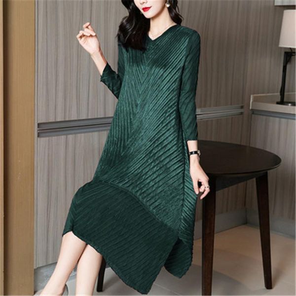 casual dresses french plus size dress 2021 spring and autumn miyake all-match fashion stitching solid color pleated, Black;gray
casual dresses french plus size dress 2021 spring and autumn miyake all-match fashion stitching solid color pleated, Black;gray