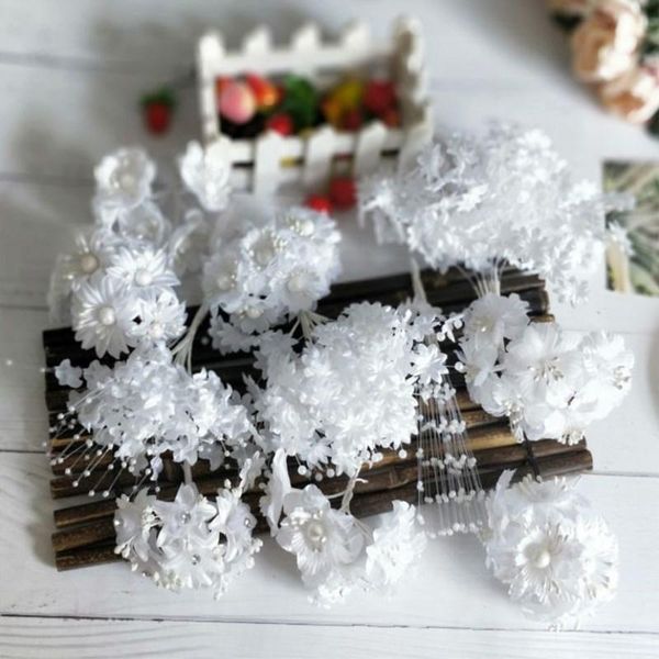 pcs / lot cloth rose artificial flower bouquet for wedding home decoration gift box wreath diy scrapbook decorative flowers & wreaths
pcs / lot cloth rose artificial flower bouquet for wedding home decoration gift box wreath diy scrapbook decorative flowers & wreaths