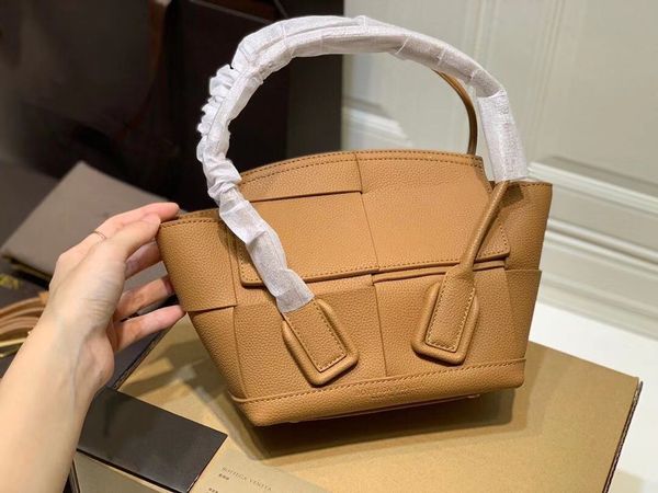 crossbody bag designer handbags shoulder bags khaki fashion handbag tote pochette purses(29x19x9cm
crossbody bag designer handbags shoulder bags khaki fashion handbag tote pochette purses(29x19x9cm