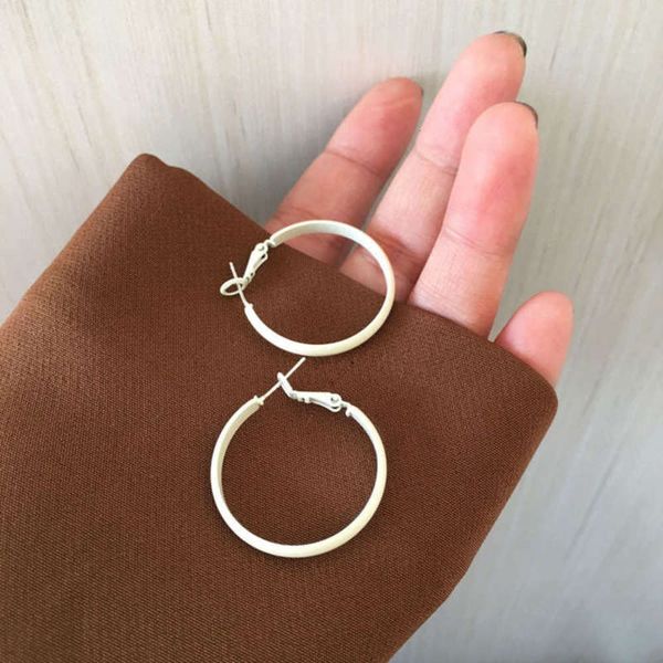 s925 silver needle ins2020 beibai fashion net red personality simple temperament earring female, Black
s925 silver needle ins2020 beibai fashion net red personality simple temperament earring female, Black
