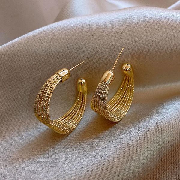hoop & huggie tide restoring ancient ways is the atmosphere fashion simple earrings exaggerated personality temperament elegant stud, Golden;silver
hoop & huggie tide restoring ancient ways is the atmosphere fashion simple earrings exaggerated personality temperament elegant stud, Golden;silver