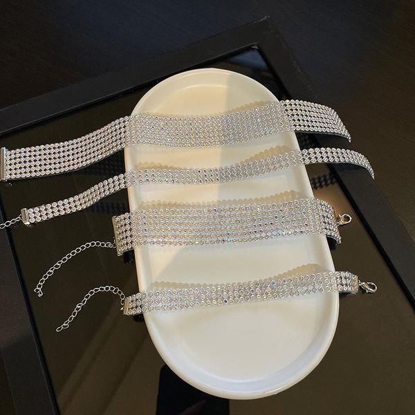 chokers korean fashion full rhinestone choker necklaces for women girls geometric crystal clavicle party jewelry gifts, Golden;silver
chokers korean fashion full rhinestone choker necklaces for women girls geometric crystal clavicle party jewelry gifts, Golden;silver