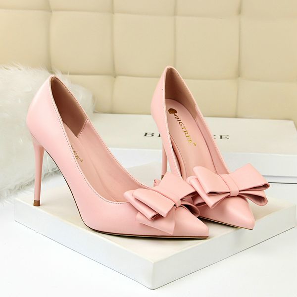 dress shoes heels patent leather pointed toe pumps women super high ladies shoes 9219-33, Black
dress shoes heels patent leather pointed toe pumps women super high ladies shoes 9219-33, Black