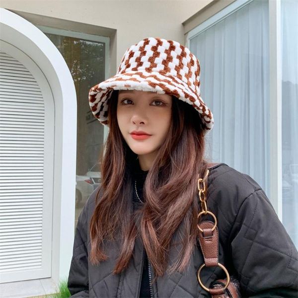 wide brim hats winter lattice pattern imitation fur bucket hat multicolor check plush keep warm female, Blue;gray
wide brim hats winter lattice pattern imitation fur bucket hat multicolor check plush keep warm female, Blue;gray