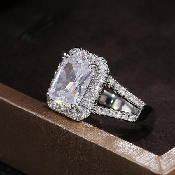 luxurious ladies fashion classic square zircon ring valentine's day couple accessories wedding jewelry costume for women rings, Slivery;golden
luxurious ladies fashion classic square zircon ring valentine's day couple accessories wedding jewelry costume for women rings, Slivery;golden