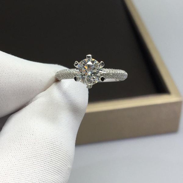 cluster rings inbeaut 925 silver pass diamond test excellent cut 1-2 ct d color moissanite shiny full micro stone paved ring fine jewelry gi, Golden;silver
cluster rings inbeaut 925 silver pass diamond test excellent cut 1-2 ct d color moissanite shiny full micro stone paved ring fine jewelry gi, Golden;silver