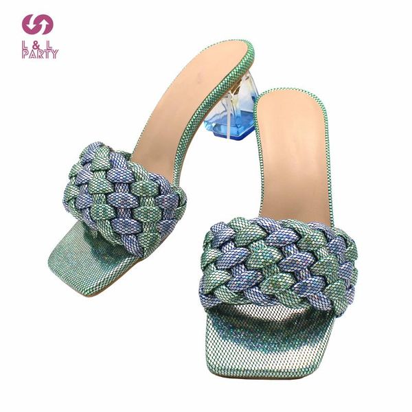 dress shoes 2021 design shinning pu leather in green color special african ladies for wedding, Black
dress shoes 2021 design shinning pu leather in green color special african ladies for wedding, Black