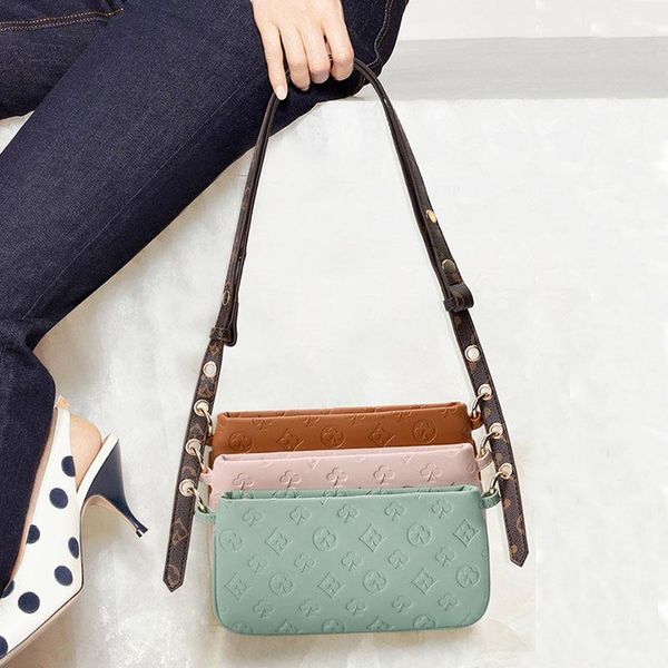 school bags bag 2021 women's embossing fashion three-layer small square single shoulder diagonal
school bags bag 2021 women's embossing fashion three-layer small square single shoulder diagonal