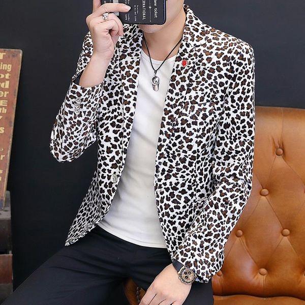 men's suits & blazers 2021 men leopord pattern printed small suit teenager spring cool leisure, White;black
men's suits & blazers 2021 men leopord pattern printed small suit teenager spring cool leisure, White;black
