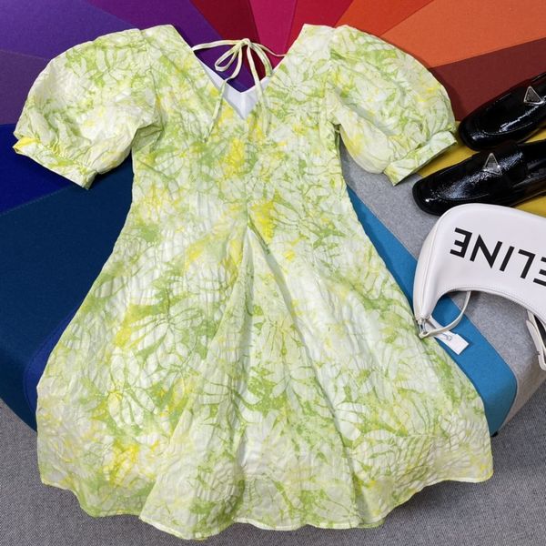 dress 21 mini fresh short skirt with double v neckline and tie back for slim fitting a-line swing bubble sleeve print, White;black
dress 21 mini fresh short skirt with double v neckline and tie back for slim fitting a-line swing bubble sleeve print, White;black