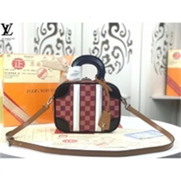 brand designer luxury whyc m44582 white retro square crossbody bag women handbags iconic bags handles shoulder bags totes cross body bag, Red;black
brand designer luxury whyc m44582 white retro square crossbody bag women handbags iconic bags handles shoulder bags totes cross body bag, Red;black