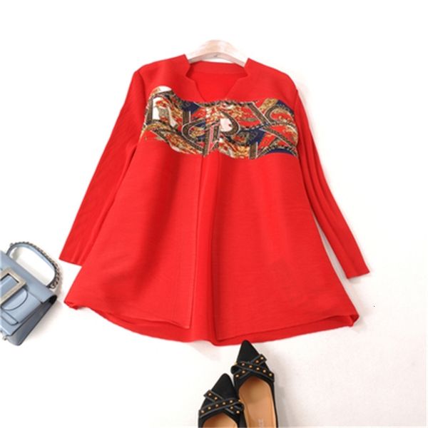 dresses miyake fashion folds print v-neck the long sleeve coat, White
dresses miyake fashion folds print v-neck the long sleeve coat, White