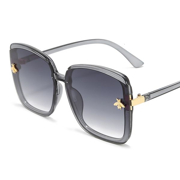 sunglasses fashion square ladies retro lens sun glasses shades female luxury designer sunglass for women a519, White;black
sunglasses fashion square ladies retro lens sun glasses shades female luxury designer sunglass for women a519, White;black