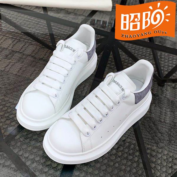 2023 spring and summer new leisure sports shoes men's leather lace up thick bottom black comfortable luxury women's small white sh
2023 spring and summer new leisure sports shoes men's leather lace up thick bottom black comfortable luxury women's small white sh