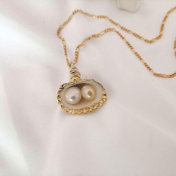 pendant necklaces unique design handmade freshwater pearl shell necklace for women girls unusual gold metal chain velvet jewelry, Silver
pendant necklaces unique design handmade freshwater pearl shell necklace for women girls unusual gold metal chain velvet jewelry, Silver