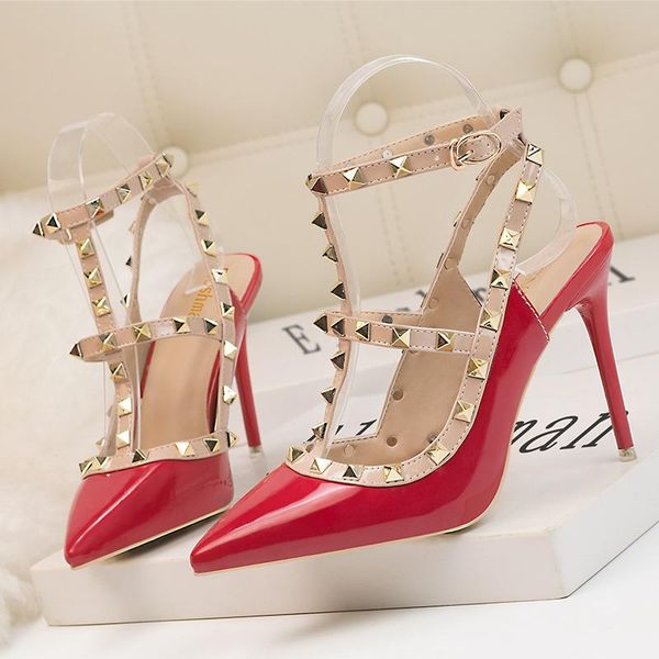 sandals 9219-9 style nightclub thin heel pointed high heels patent leather solid color rivets roman hollow women, Black
sandals 9219-9 style nightclub thin heel pointed high heels patent leather solid color rivets roman hollow women, Black