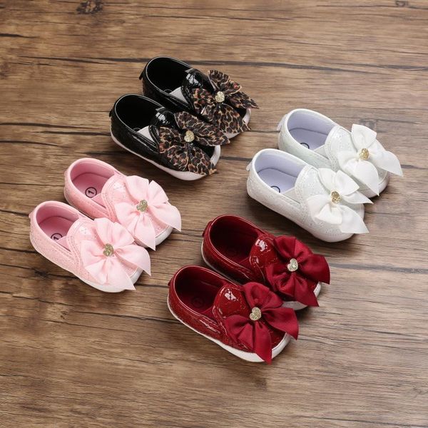 first walkers autumn girls leather shoes fashion solid color baby girl casual kids sneakers soft bottom toddler
first walkers autumn girls leather shoes fashion solid color baby girl casual kids sneakers soft bottom toddler