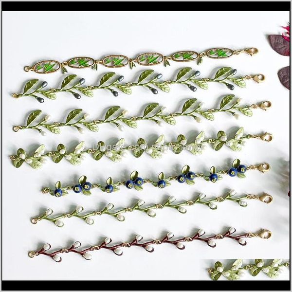 charm jewelrywomen bracelets bangles retro elegant plant freshwater pearls leaves bracelet fashion jewelry waj0512 drop delivery 2021 cxtp1, Golden;silver
charm jewelrywomen bracelets bangles retro elegant plant freshwater pearls leaves bracelet fashion jewelry waj0512 drop delivery 2021 cxtp1, Golden;silver