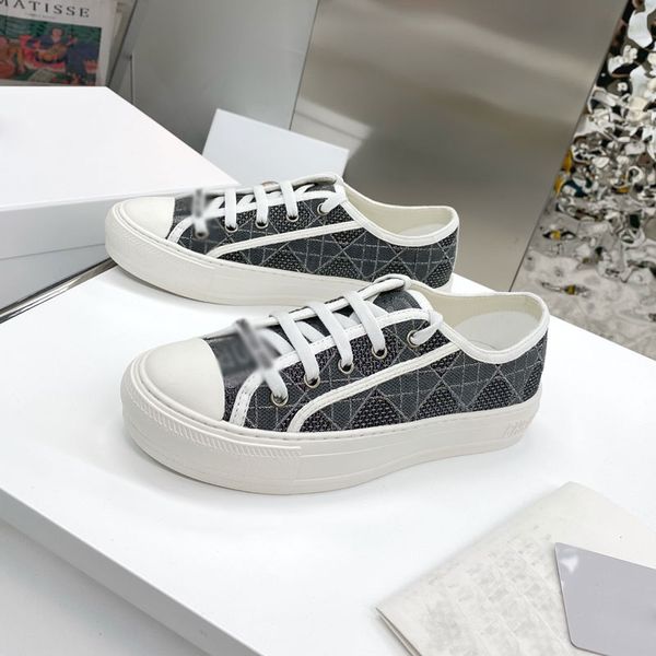 2022 designer women's casual shoes skew classic canvas sneakers summer flattie mesh breathable lettering print embroidery platform coac, Black
2022 designer women's casual shoes skew classic canvas sneakers summer flattie mesh breathable lettering print embroidery platform coac, Black