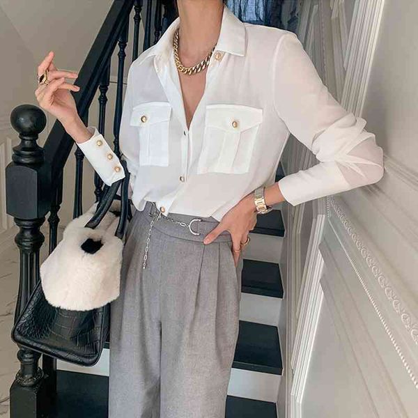 women streetwear white blouse fashion long sleeve lapel gold button shirts spring autumn single breasted korean 210602
women streetwear white blouse fashion long sleeve lapel gold button shirts spring autumn single breasted korean 210602