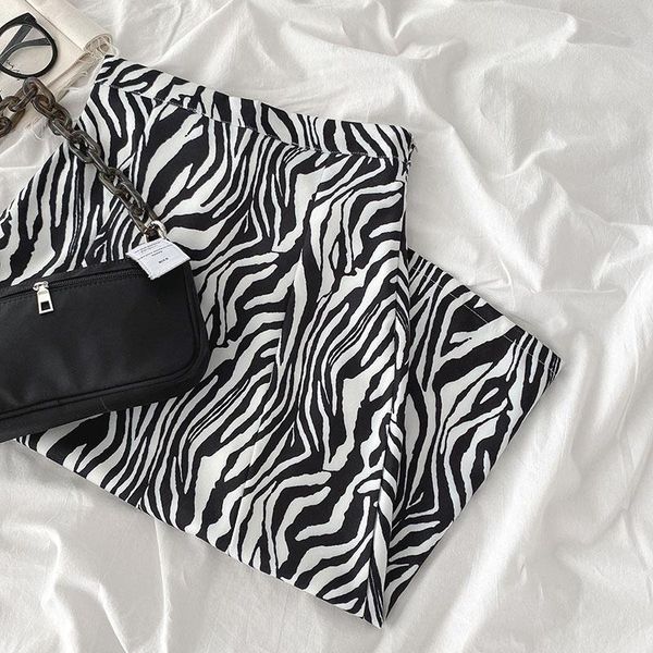 skirts itoolin chic skirt 2021 spring autumn korean style women's elegant high waist midi zebra pattern slit a line, Black
skirts itoolin chic skirt 2021 spring autumn korean style women's elegant high waist midi zebra pattern slit a line, Black