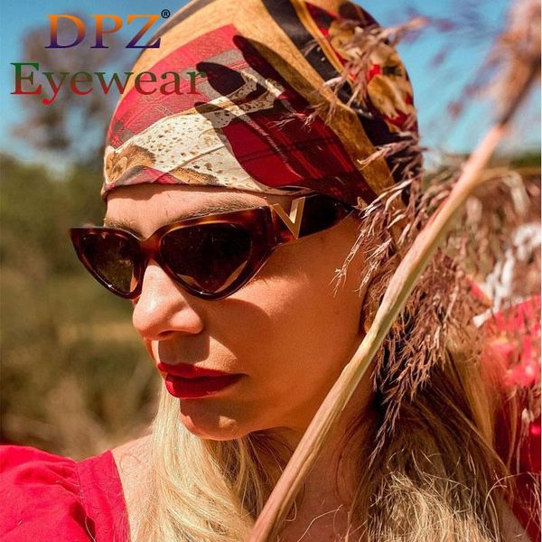 sunglasses 2021 fashion cool cat eye style retro zebra women vintage classic brand design sun glasses female shades, White;black
sunglasses 2021 fashion cool cat eye style retro zebra women vintage classic brand design sun glasses female shades, White;black