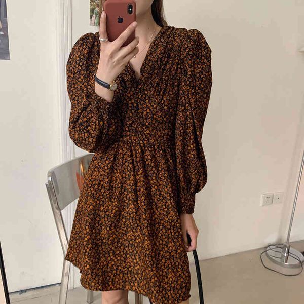 dresses women french retro v-neck pleated sleeves office lady mini gentle elegant chic female fashion clothe, Black;gray
dresses women french retro v-neck pleated sleeves office lady mini gentle elegant chic female fashion clothe, Black;gray