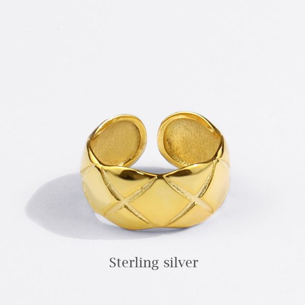 fashion temperament diamond rhombic plaid women's japanese and korean ins design simple gold index finger ring women, Black
fashion temperament diamond rhombic plaid women's japanese and korean ins design simple gold index finger ring women, Black