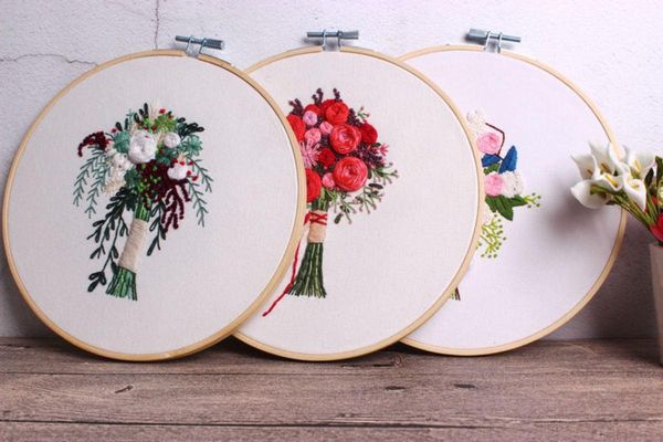 other arts and crafts diy embroidery material with beautiful hand holding flowers includes european flowers, fresh elegant bouquet. emb
other arts and crafts diy embroidery material with beautiful hand holding flowers includes european flowers, fresh elegant bouquet. emb