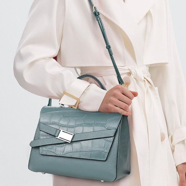 evening bags large capacity satchels 2021 crocodile pattern female bag fashion all-match retro shoulder diagonal handbag
evening bags large capacity satchels 2021 crocodile pattern female bag fashion all-match retro shoulder diagonal handbag