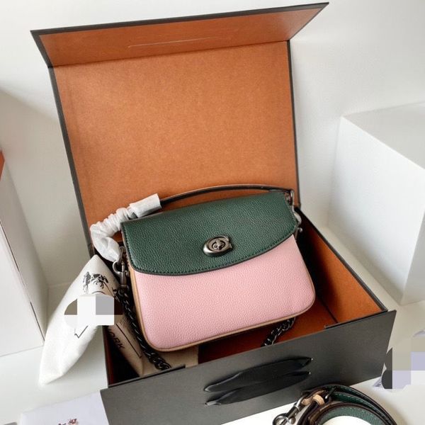 2021 new postman's hand slung small square color matching bag, fashionable vintage leather bag crossbody bag ysj
2021 new postman's hand slung small square color matching bag, fashionable vintage leather bag crossbody bag ysj