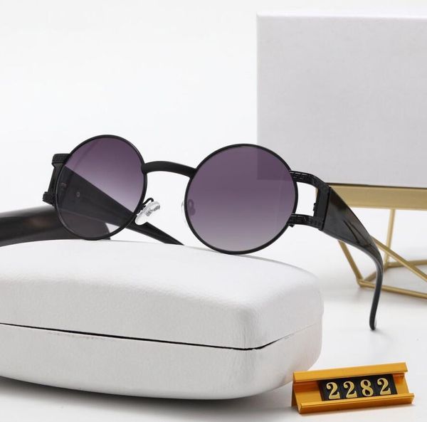 good simple round sunglasses men's women's summer protective glasses triangle temples casual light-colored lens sunglasses with bo, White;black
good simple round sunglasses men's women's summer protective glasses triangle temples casual light-colored lens sunglasses with bo, White;black