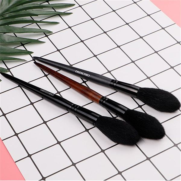 makeup brushes 1pc professional goat hair face brush highlighter blending long handle blush concealer beauty tools
makeup brushes 1pc professional goat hair face brush highlighter blending long handle blush concealer beauty tools