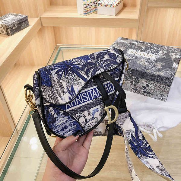 65% off store online luxury handbags same female new trendy korean broadband messenger net ins versatile saddle bag
65% off store online luxury handbags same female new trendy korean broadband messenger net ins versatile saddle bag