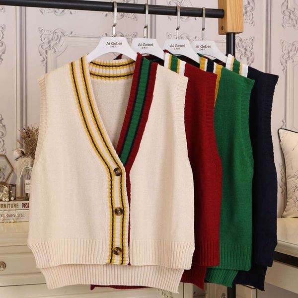 autumn version age color matching loose sleeveless style knitted sweater vest women's coat, White
autumn version age color matching loose sleeveless style knitted sweater vest women's coat, White