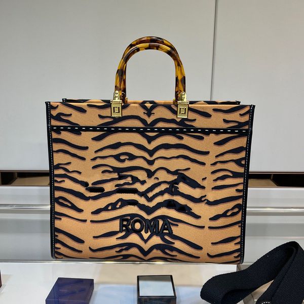 luxury designer italy brand classic sunshine tiger totes bags canvas handbags fashion elling women shoulder bag designers crossbody bag
luxury designer italy brand classic sunshine tiger totes bags canvas handbags fashion elling women shoulder bag designers crossbody bag