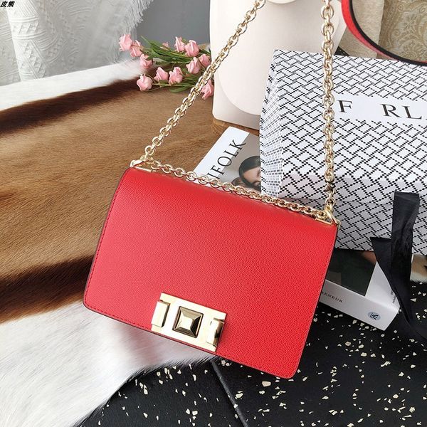 luxury handbags and storage family f mini cow leather women's single shoulder diagonal chain new caviar lock small squar
luxury handbags and storage family f mini cow leather women's single shoulder diagonal chain new caviar lock small squar