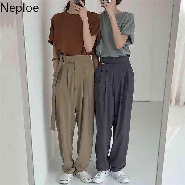 korean chic high waist hip mop suit pants office lady loose casual with belt trousers pleat design solid pantalones 49230 210422, Black;white
korean chic high waist hip mop suit pants office lady loose casual with belt trousers pleat design solid pantalones 49230 210422, Black;white