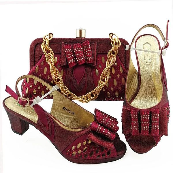 dress shoes wine high heel pumps and handbag set nice matching for party mm1102 height 7cm, Black
dress shoes wine high heel pumps and handbag set nice matching for party mm1102 height 7cm, Black