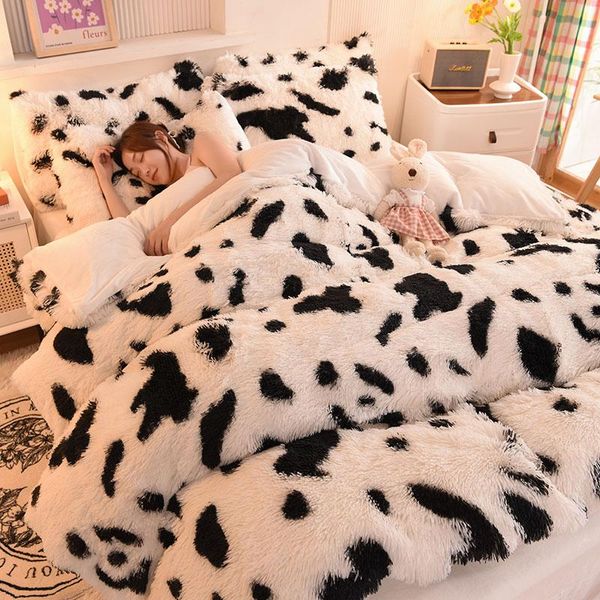bedding sets 2021 winter long hair white and black duvet cover set warm linen home colorful fannel fleece bedcloth dropship
bedding sets 2021 winter long hair white and black duvet cover set warm linen home colorful fannel fleece bedcloth dropship