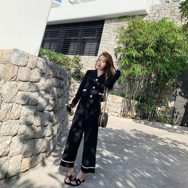 women's two piece pants women 2 pieces sweaters sets v neck casual single-breasted knitted sweater + high waist drawstring pant su, White
women's two piece pants women 2 pieces sweaters sets v neck casual single-breasted knitted sweater + high waist drawstring pant su, White